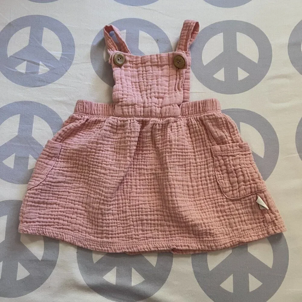 Tullabee, Rabbit + Bear Girls 6-9 month bundle